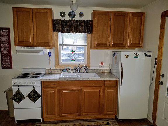 2nd image of 1885 E Bills Lake Ln