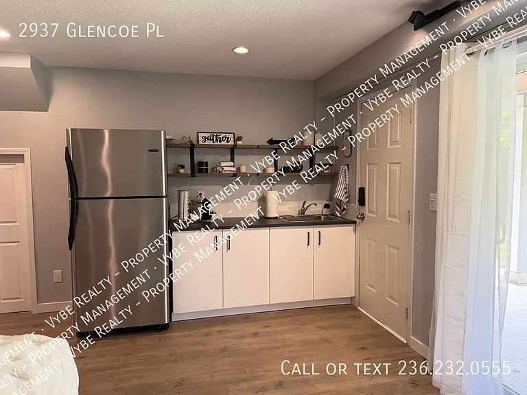 2937 Glencoe Pl — Photo 27