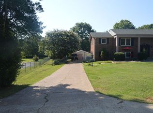 106 Fairways Dr, Hendersonville, TN 37075
