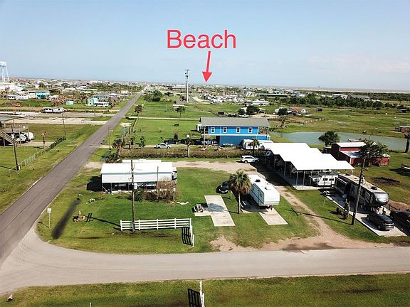 Aerial view, less than a 5 minute drive to the beach.