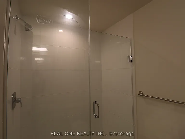 65 Watergarden Dr #403 — Photo 19