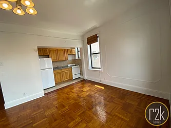 Rented by Realty 2000 Corp