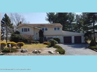 436 Hoffman Station Rd, Monroe Township, NJ 08831