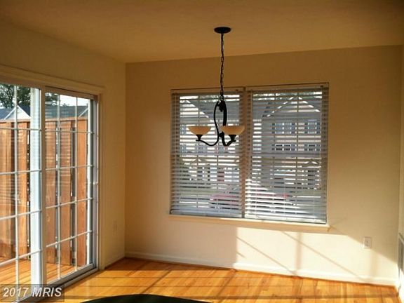 5th image of 100 Scirocco Ln