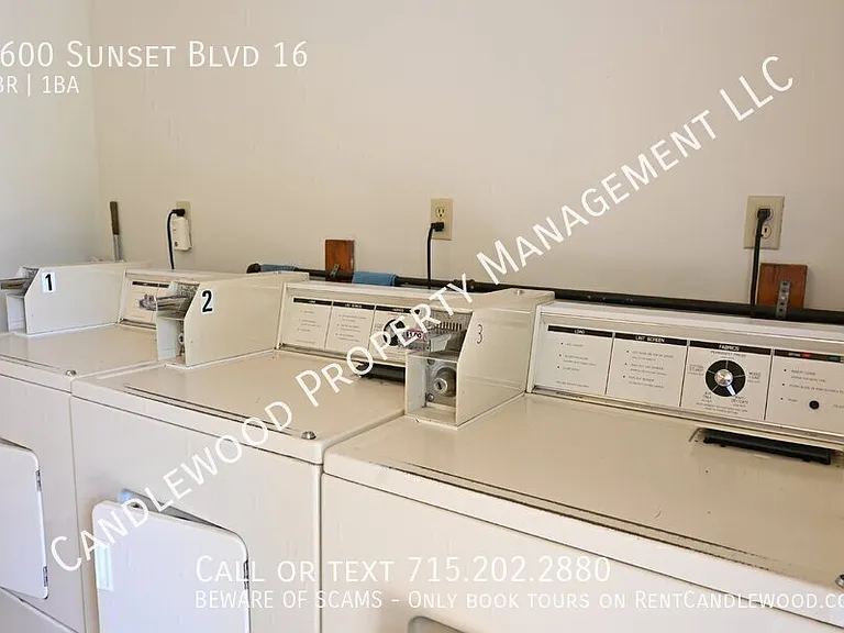 2600 Sunset Blvd #16 — Photo 14