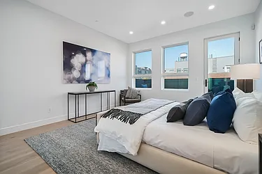 Sold by Avenue Sotheby's International Realty
