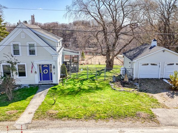 30 Pine Street, Thomaston, ME 04861