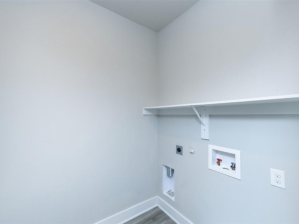 1st image of 3301 Wynwood Dr