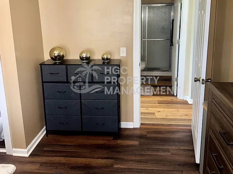 1105 Kenningston St — Photo 15