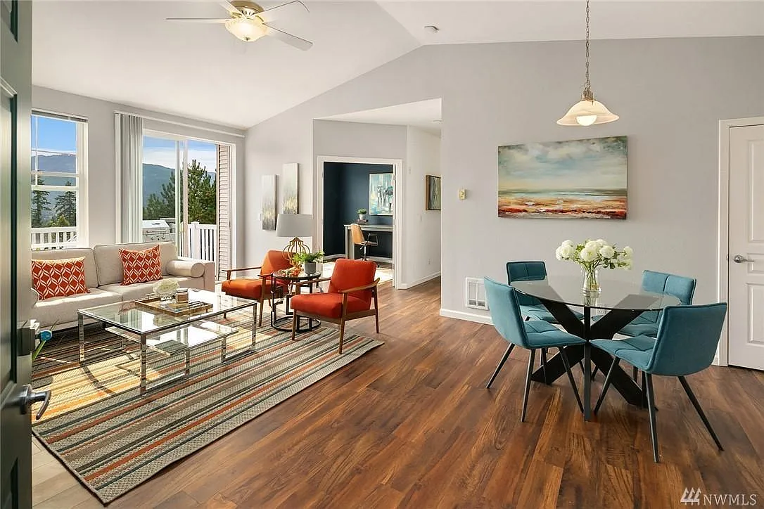 2 bed, 1135 sqft, $3,150 — Photo 1