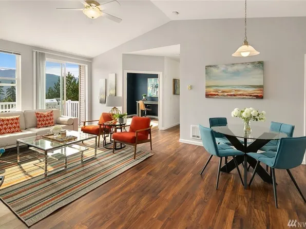 23420 SE Black Nugget Rd, Issaquah, WA