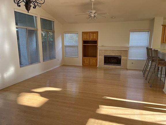 2nd image of 6049 Timberlodge Ln