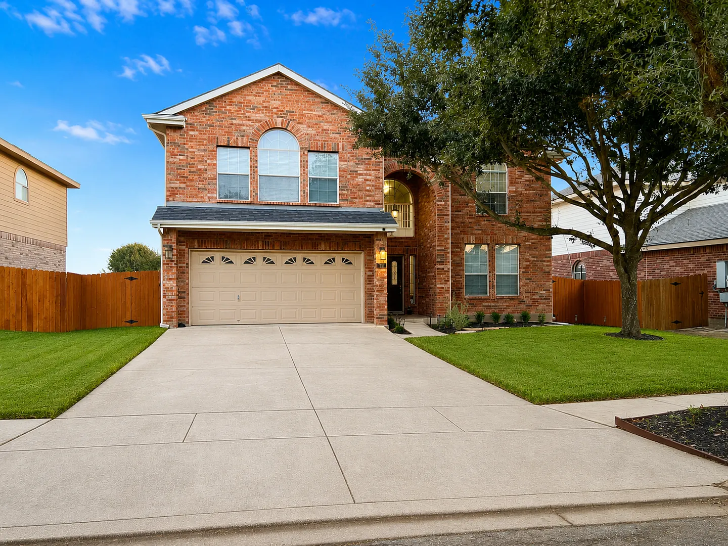 Move-In Special. off the first full month's rent with a 12-month lease — Photo 2
