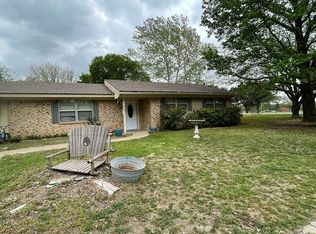 612 Braune St #242, Hico, TX 76457