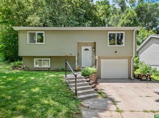 2520 S 8th St, Omaha, NE 68108