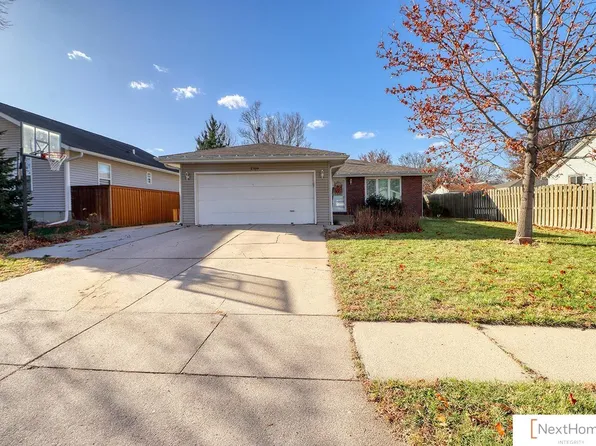 1709 SW 21st St, Lincoln, NE 68522