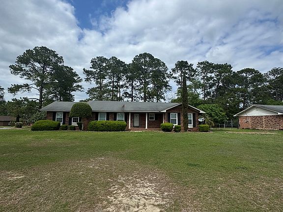 2nd image of 819 Florida Dr