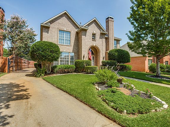 2715-indian-oak-dr-grapevine-tx-1-High-Res-1.jpg