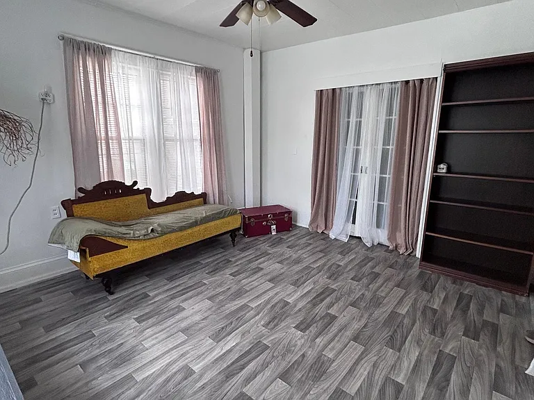 298 Highland Ave — Photo 13