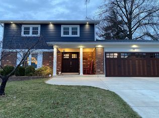 32 Pilot Hill Dr, Saint Peters, MO 63376