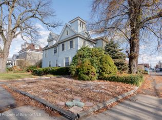 302 Oak St, Scranton, PA 18508