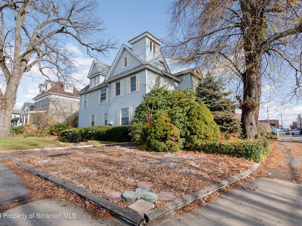 302 Oak St, Scranton, PA 18508