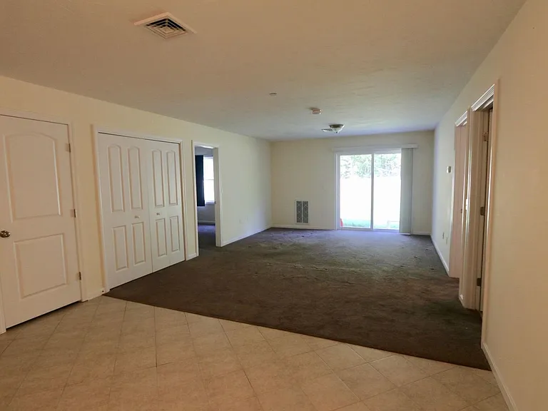 72 Turnpike Rd — Photo 6