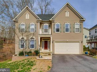 25 Garnet Way, Fredericksburg, VA 22405
