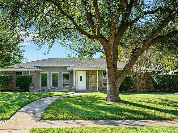 3rd image of 3017 Parkside Dr