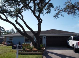 911 Cypress Rd, Venice, FL 34293