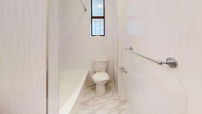 Rented by Bond New York | media 8