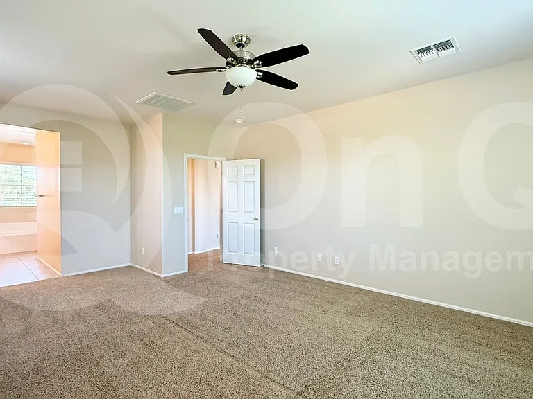 1095 E Rojo Way — Photo 7