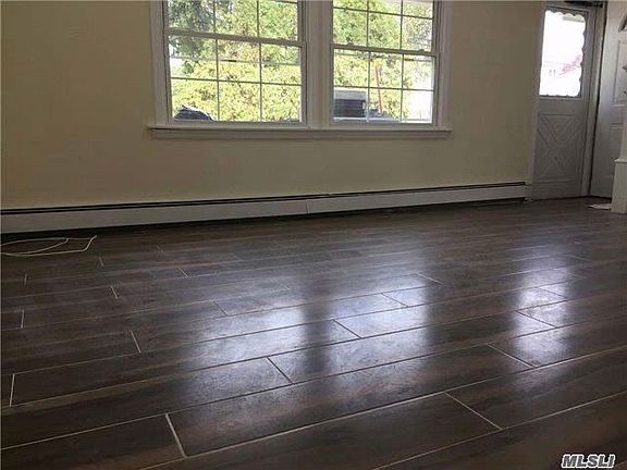3rd image of 177 Blueberry Ln