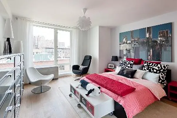 Sold by Corcoran | media 17