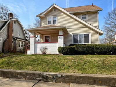 664 Sunset View Dr, Akron, OH, 44320