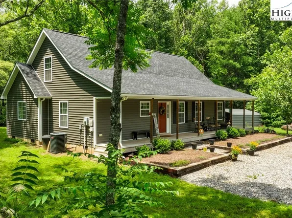 351 Colony Lane, Purlear, NC 28665
