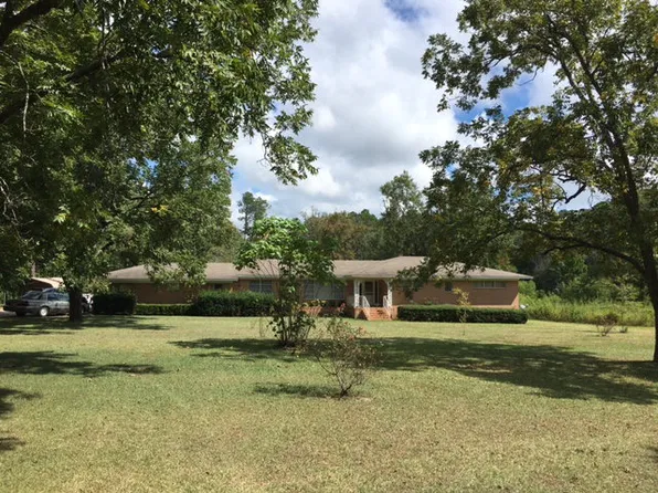 959 W Roanoke Drive Ext, Fitzgerald, GA 31750