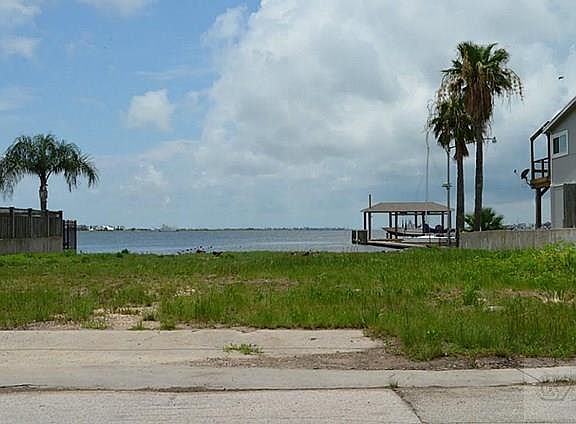 3rd image of 1115 64th St
