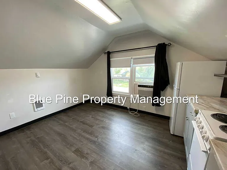306 Lawton St #1 — Photo 3