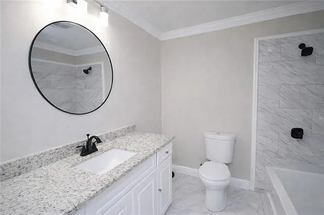1522 Maplewood Dr — Photo 5