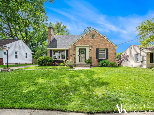 225 Wallinwood Ave NE, Grand Rapids, MI 49503