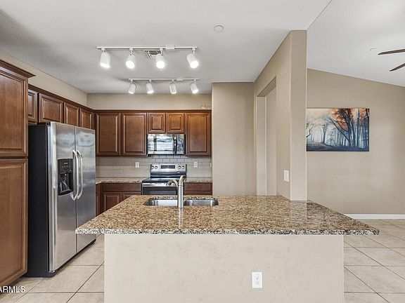 3rd image of 2150 W ALAMEDA Road #1077