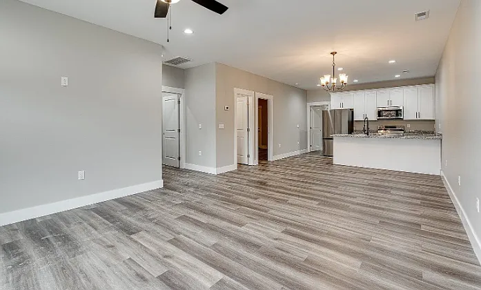 2 bed, 1009 sqft, $1,850 — Photo 2