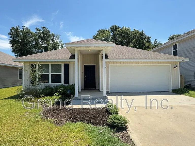 5482 Peach Dr — Photo 1
