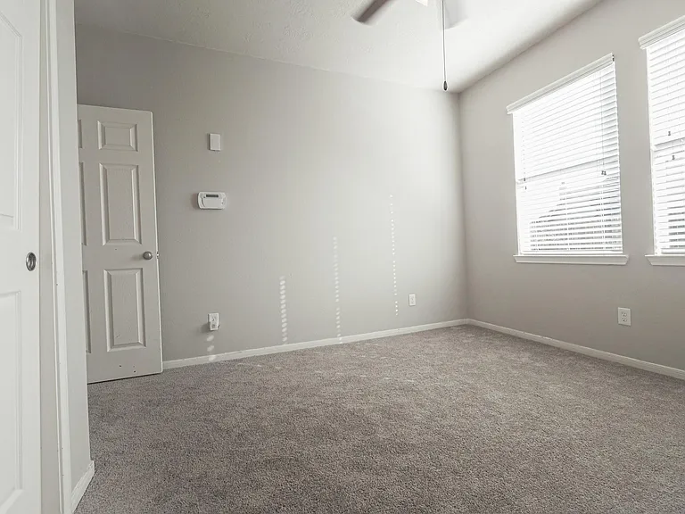 3638 Cottage Manor Ln — Photo 15