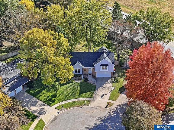 3rd image of 5620 Bristol Ct