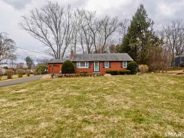 25 Nutmeg Road, East Granby, CT 06026