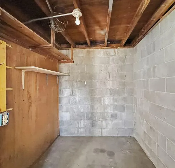 7107 Parkland Dr #1 — Photo 35