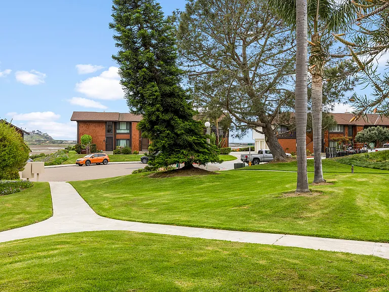 2524 Ocean Cove Dr — Photo 29