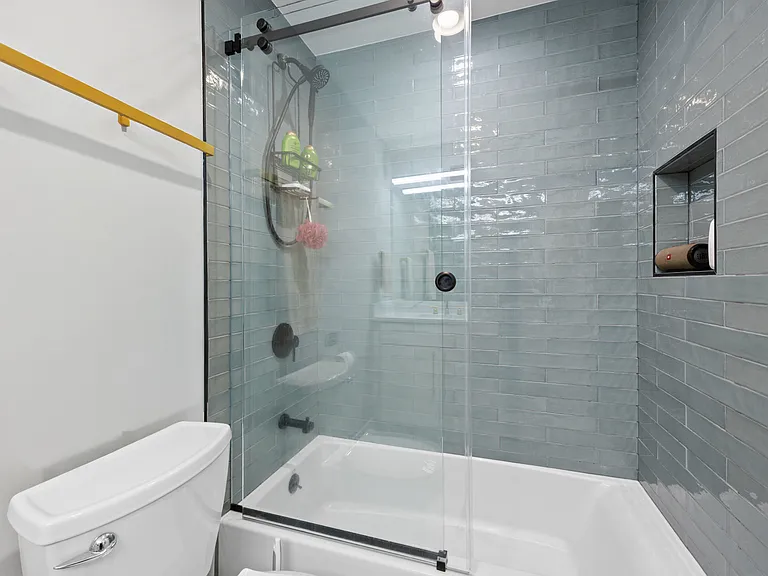 2451 N Albany Ave #1 — Photo 19